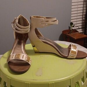Ladies wedge heel sandals